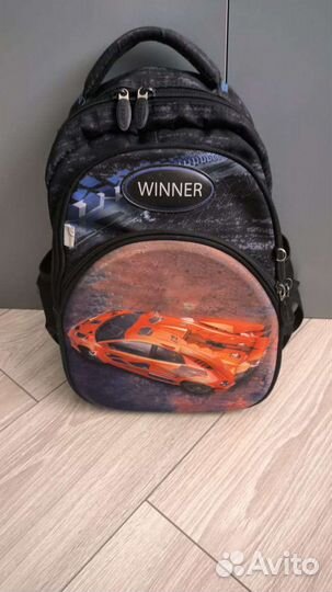 Рюкзак школьный