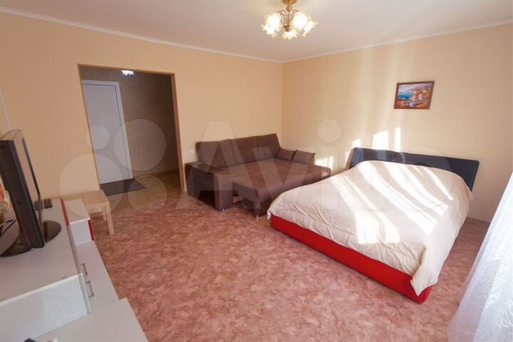 2-к. квартира, 71 м², 2/10 эт.