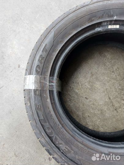 Goodyear Eagle Sport 215/60 R16