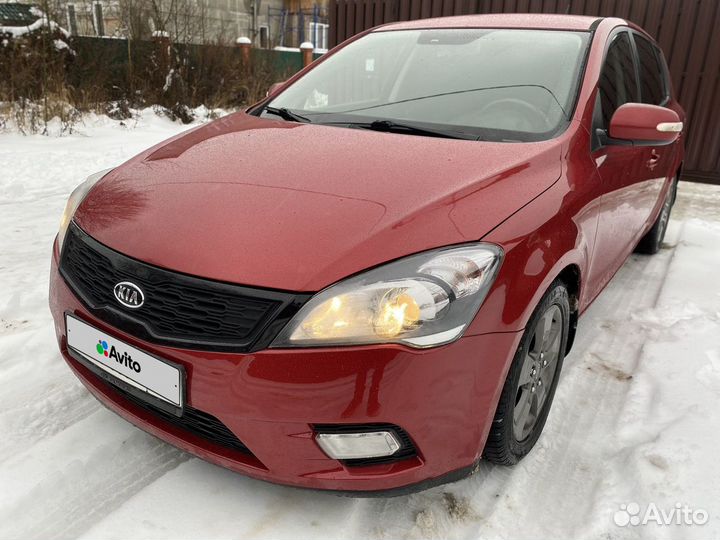 Kia Ceed 1.6 AT, 2011, 249 000 км