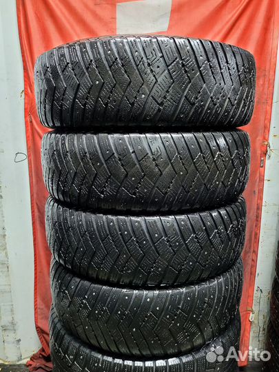 Goodyear Ultragrip Ice Arctic 225/65 R17 105T