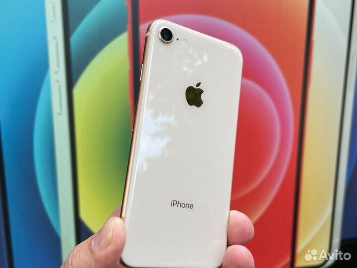 iPhone 8 64Gb gold