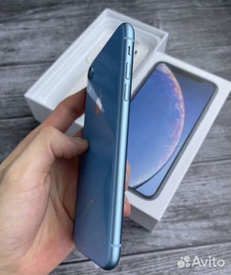 iPhone Xr, 64 ГБ