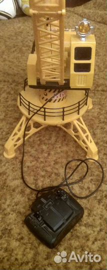 Кран на пульте управления