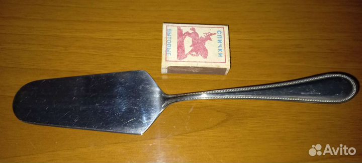 Набор ложек, набор вилок, лопатка для торта