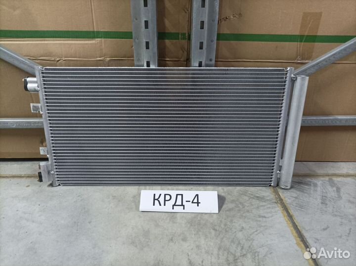 Радиатор кондиционера Renault Fluence 1 2009