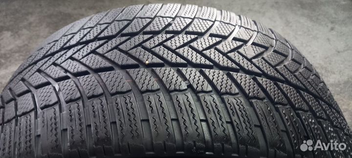 Bridgestone Blizzak LM-005 265/40 R21 105H
