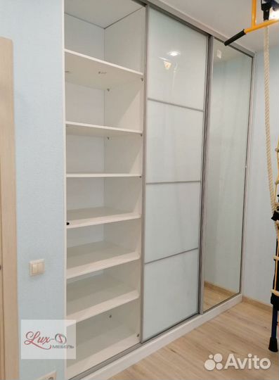 Распашные шкаф/шкафы купе