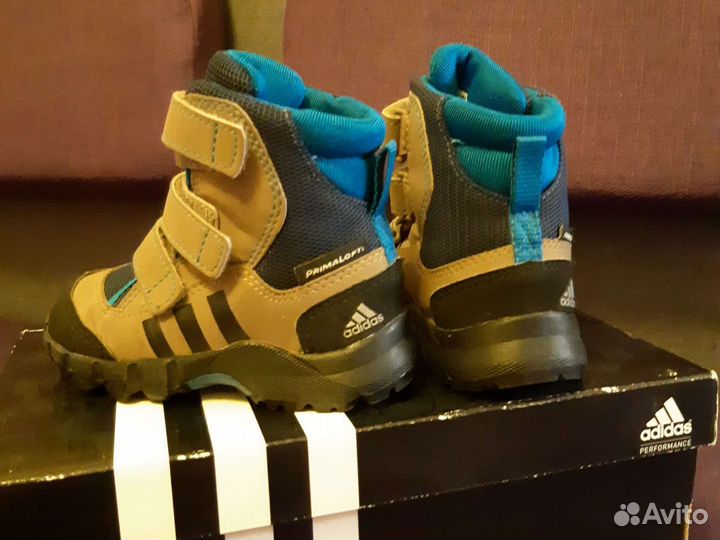 Кроссовки Adidas (оригинал)