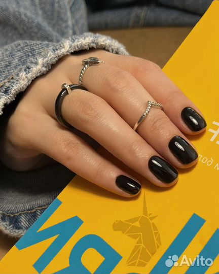 Маникюр с покрытием гель-лак