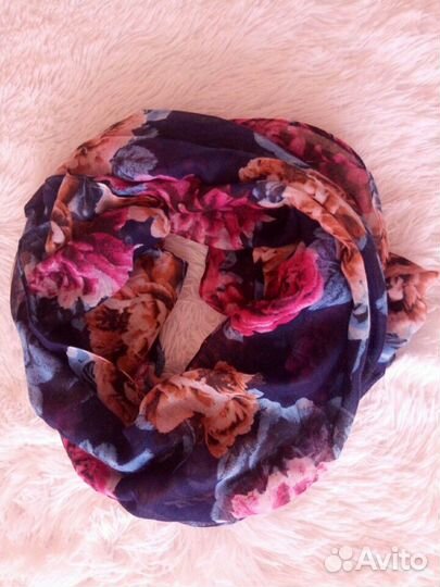 Шарф- палантин. Новый