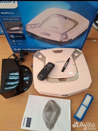 Робот-пылесос Philips SmartPro Easy FC8795