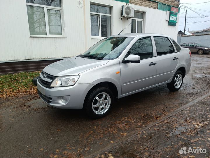 LADA Granta 1.6 МТ, 2013, 138 111 км