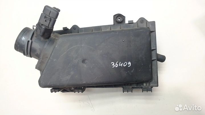 Корпус воздушного фильтра Skoda Octavia Tour, 2000