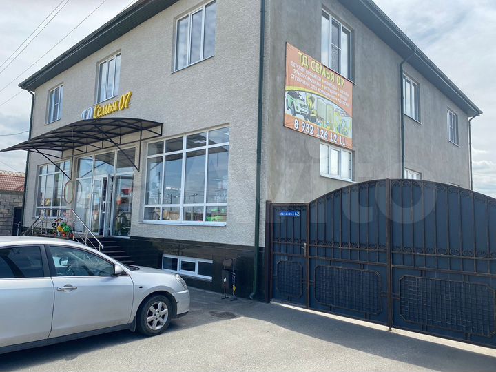 Здание, 800 м²