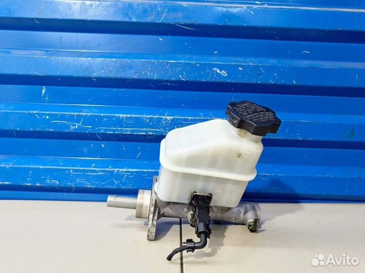 Главный тормозной цилиндр Hyundai Elantra HD 1.6