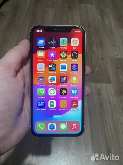 iPhone Xr, 64 ГБ