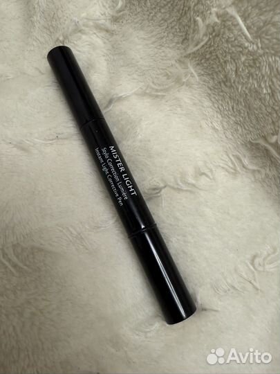 Givenchy корректор 1 оригинал