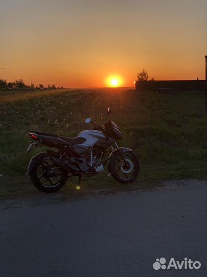 Мотоцикл bajaj pulsar ns 125