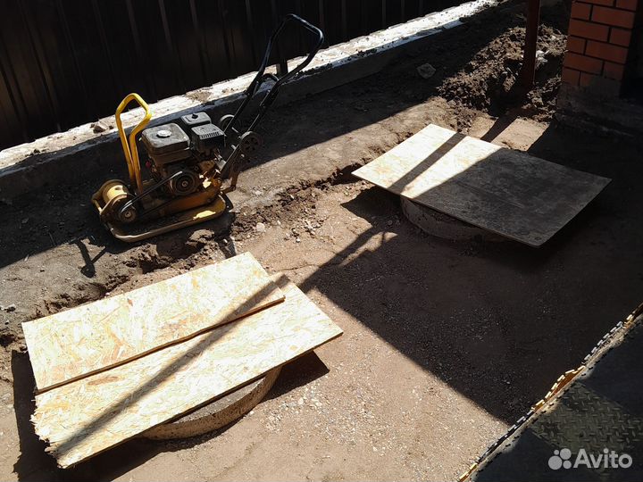 Разнорабочие