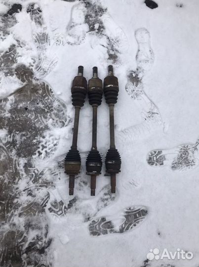 Kia Rio 3/Hyundai Solaris 1 привод левый