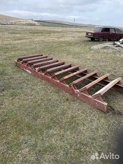 Металлическая лестница