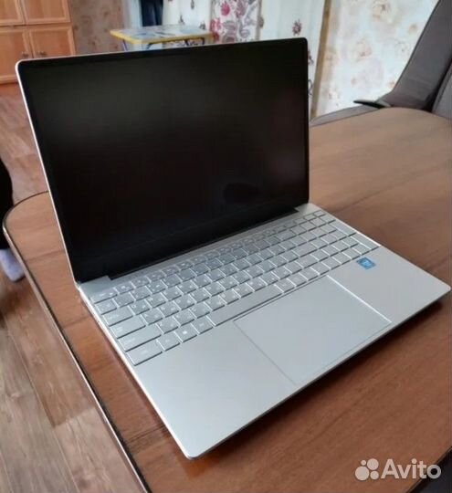 Ноутбук IPS 1920x1080 12Gb озу 15 дюймов