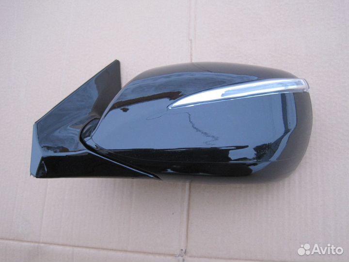 Зеркало левое 8 конт Hyundai Santa Fe 2012-2017 г