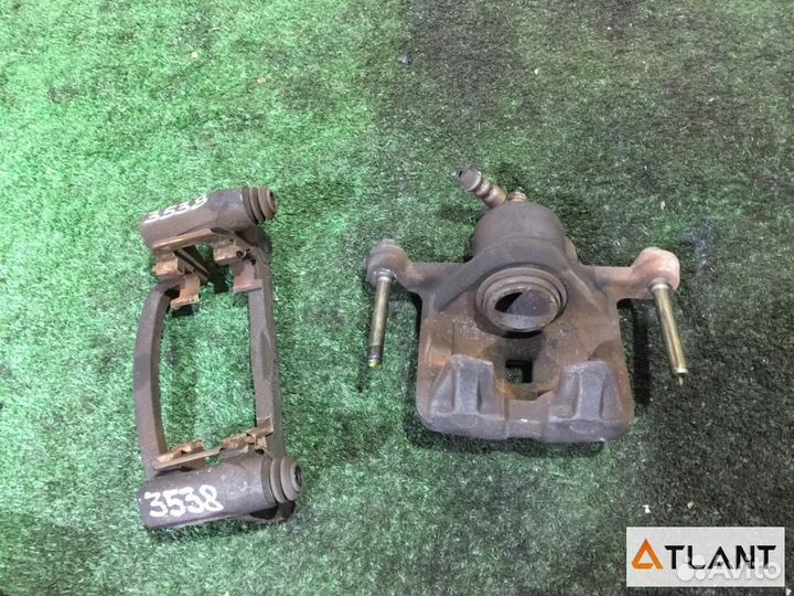 Суппорт задний левый mazda bongo friendee