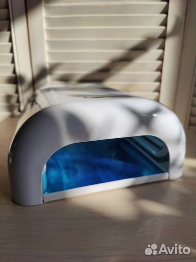 Уф лампа для ногтей Planet nails