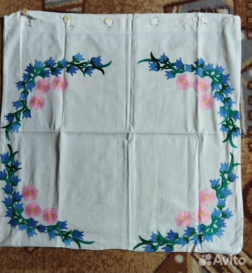 Покрывало на кровать вышитое