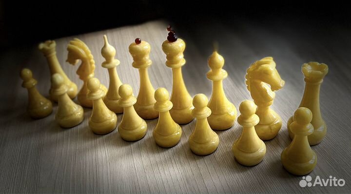 Шахматы. Янтарь. Шахматы янтарные 