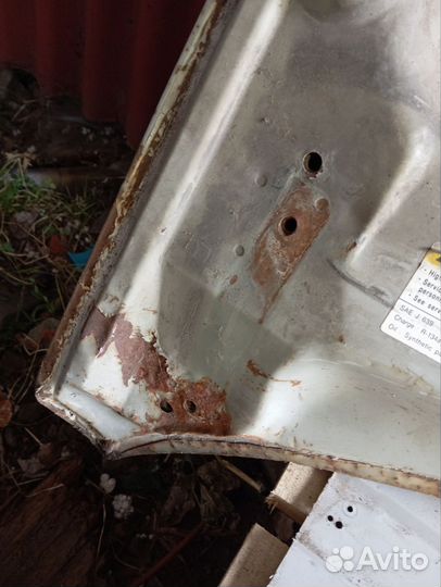 Капот Daewoo Leganza V100