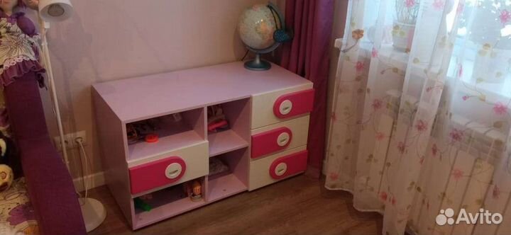 Тумба детская и полка настенная