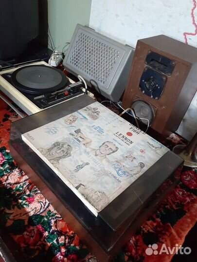 Проигрыватель винила СССР