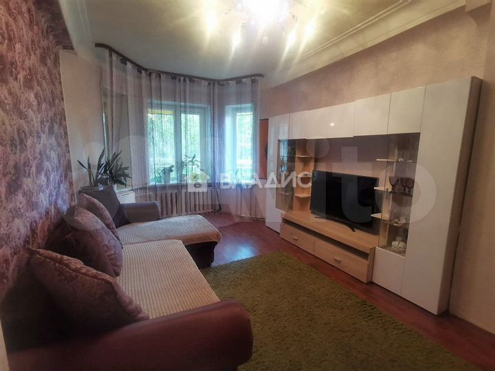 3-к. квартира, 69 м², 1/2 эт.