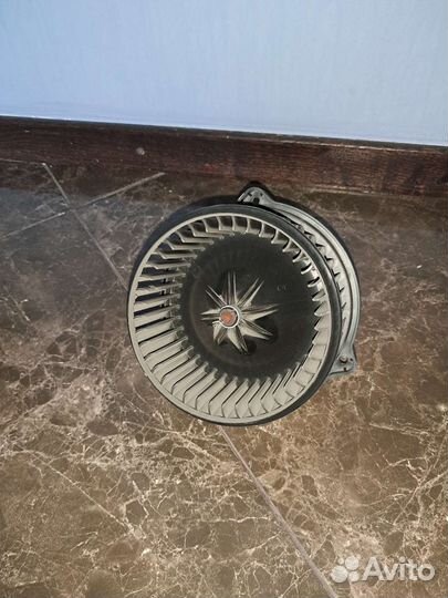 Печка отопителя,и моторчик для кондиционера i40