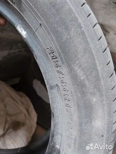 Yokohama Advan dB V551 215/55 R17