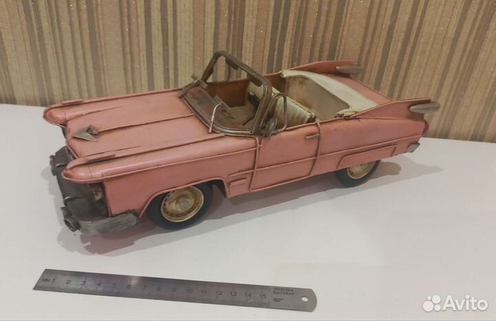 Коллекцонная машина Сadillac Эльдорадо