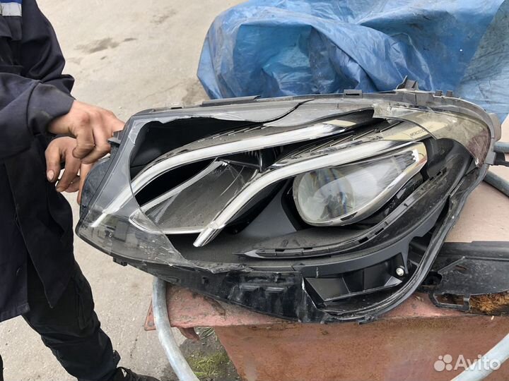 Фара левая Mercedes E W213 LED