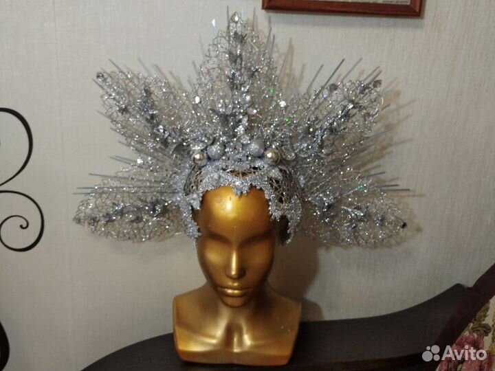 Кокошник/корона снежной королевы светящийся