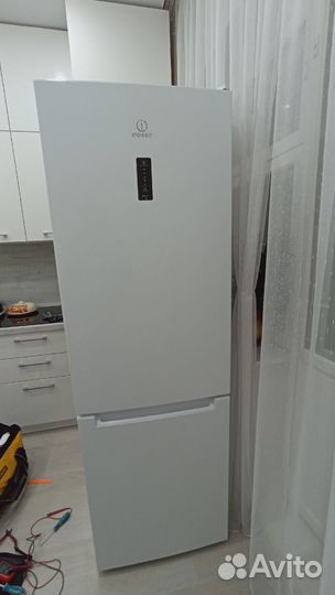 Ремонт холодильников / холодильного оборудования