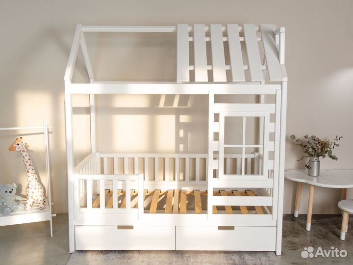 Детская кровать домик 