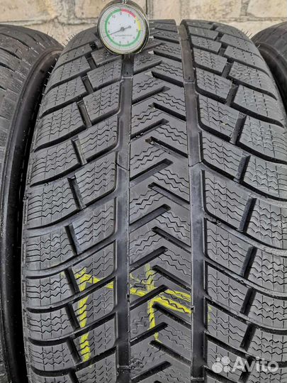 Michelin Latitude Alpin 255/55 R18