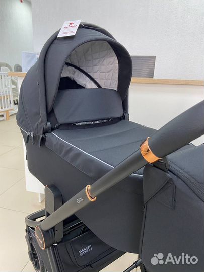 Коляска 2 в 1 Carrello epica