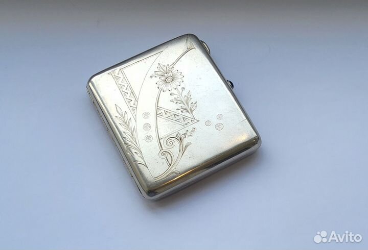 Антикварный серебряный портсигар Цветок серебро