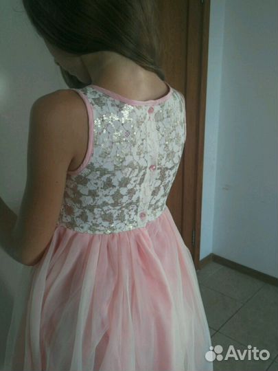 Праздничное платье для девочки