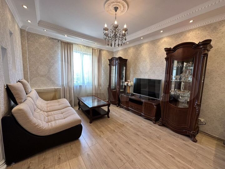 2-к. квартира, 76,4 м², 10/16 эт.