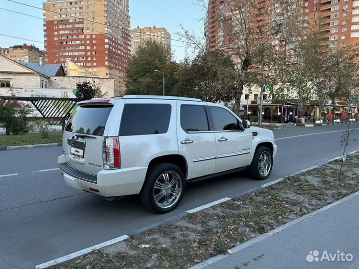 Cadillac Escalade 6.2 AT, 2011, 173 000 км