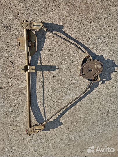 Стеклоподъёмники механические ваз 2110